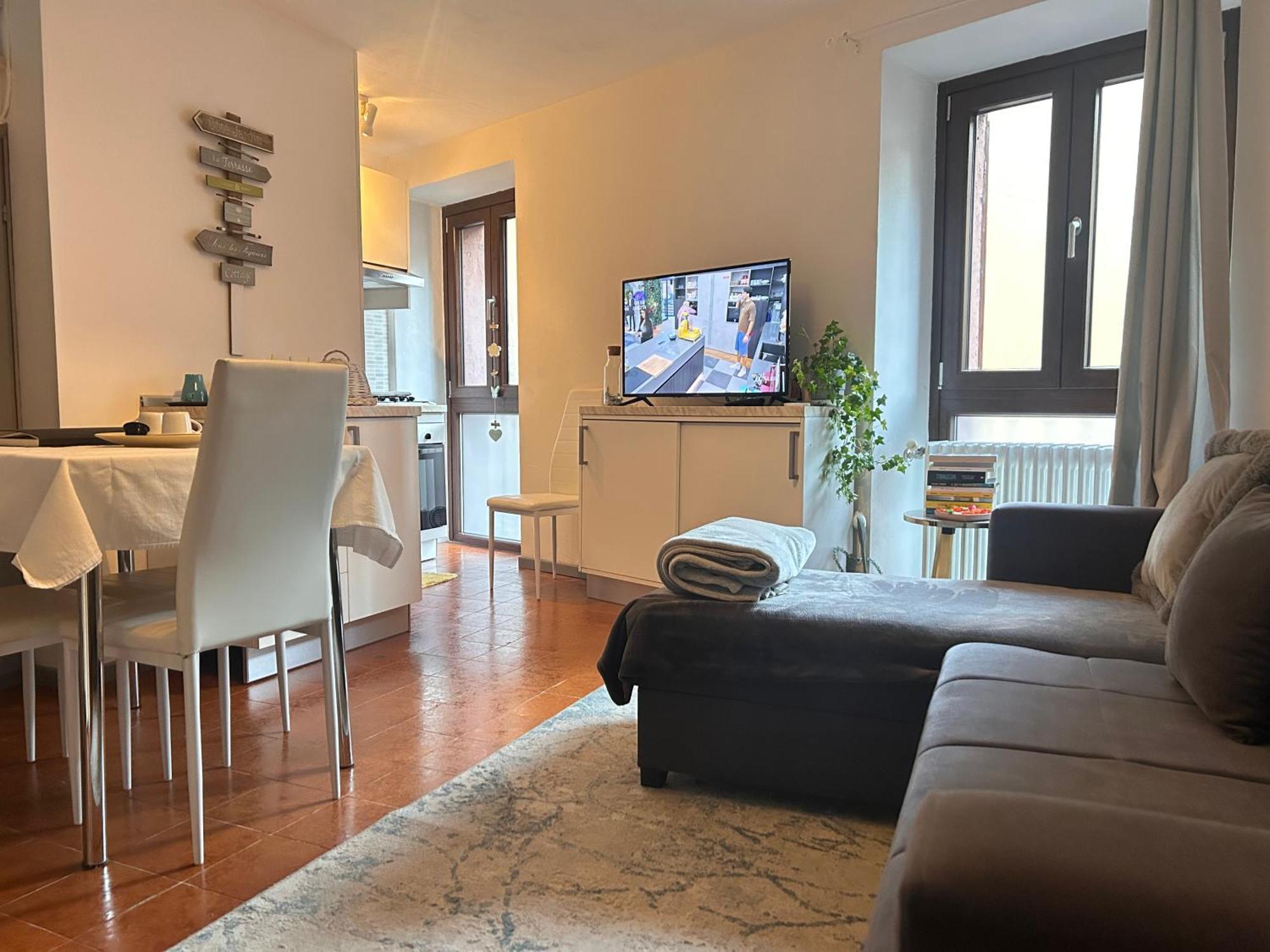 Tua Duplex Apartment ซาโล ภายนอก รูปภาพ